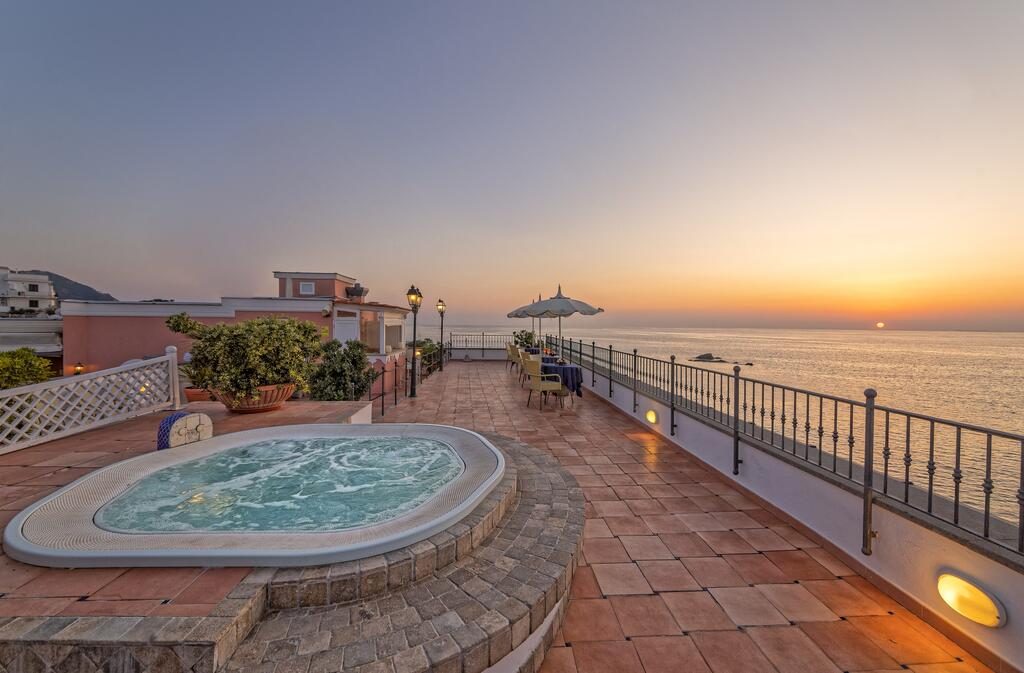 Hotel Nettuno Ischia